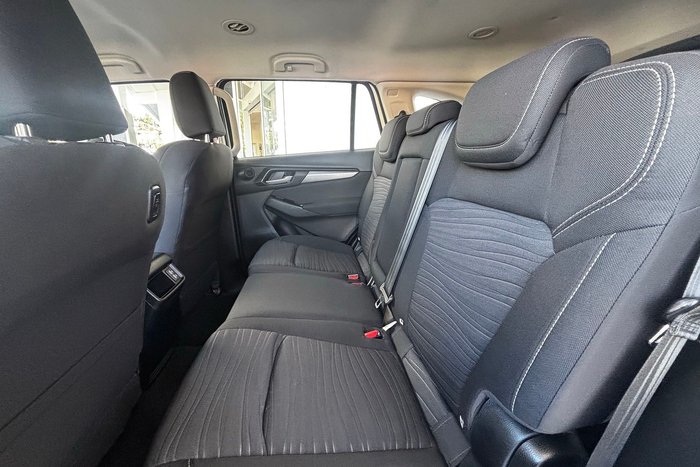 2021 Isuzu MU-X LS-M