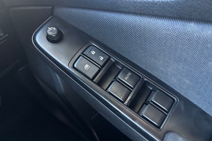 2021 Isuzu MU-X LS-M