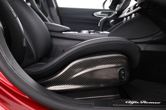 2024 Alfa Romeo Giulia Quadrifoglio