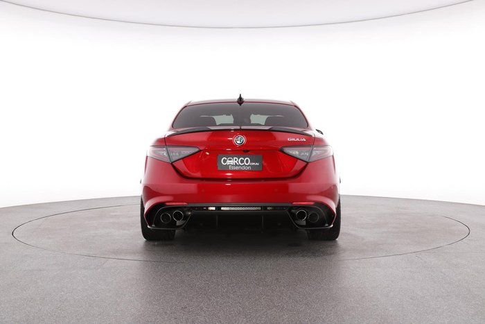 2024 Alfa Romeo Giulia Quadrifoglio