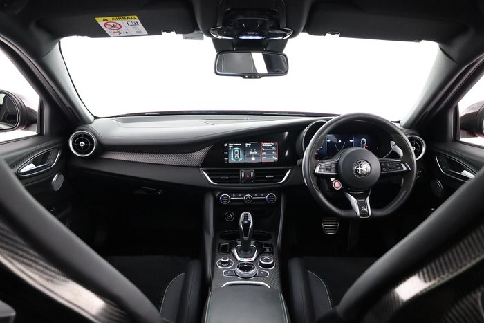 2024 Alfa Romeo Giulia Quadrifoglio