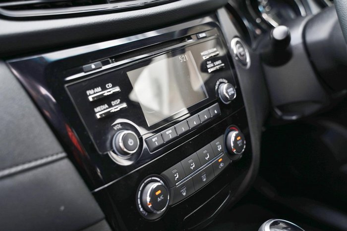 2020 Nissan X-TRAIL ST