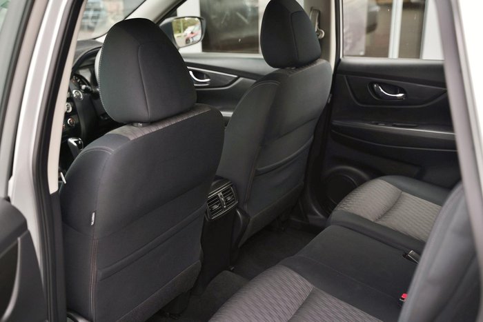 2020 Nissan X-TRAIL ST