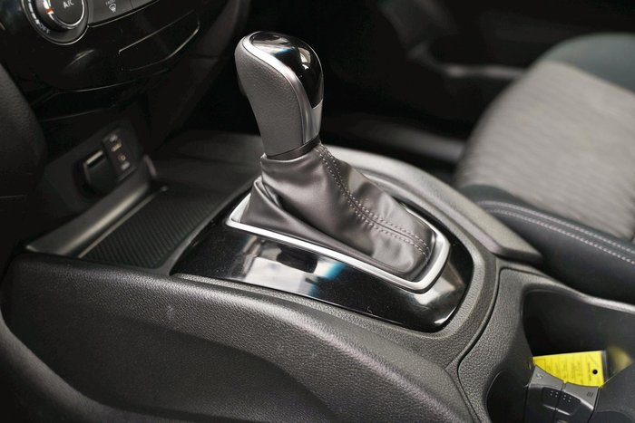 2020 Nissan X-TRAIL ST