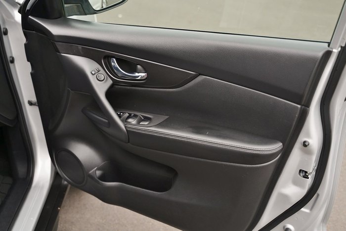 2020 Nissan X-TRAIL ST