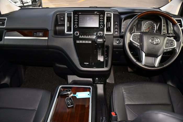 2019 Toyota Granvia VX
