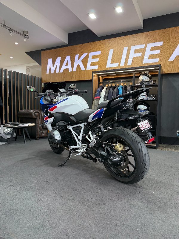 2023 BMW Motorrad R 1250 RS LIGHT WHITE/RACING BLUE METALLIC/RACING