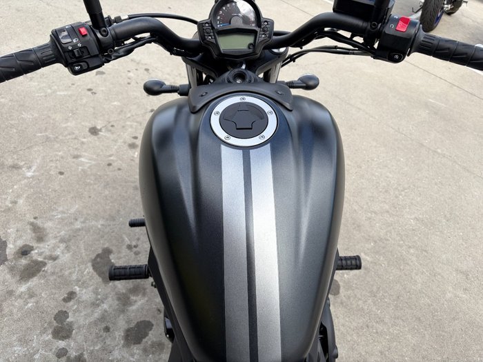 2023 Kawasaki VULCAN S Grey