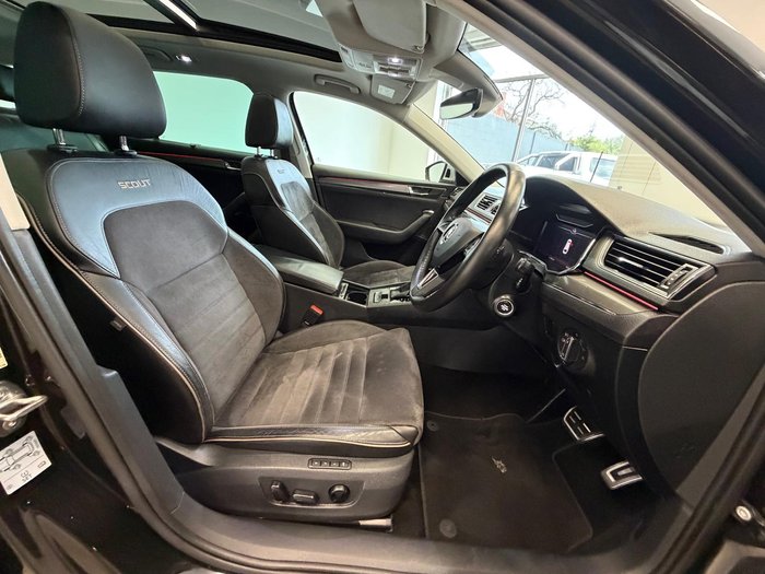 2020 SKODA Superb 200TSI Scout