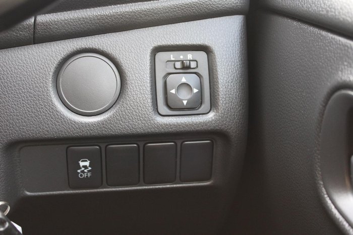 2018 Mitsubishi Triton GLX MR MY19 4x2 White