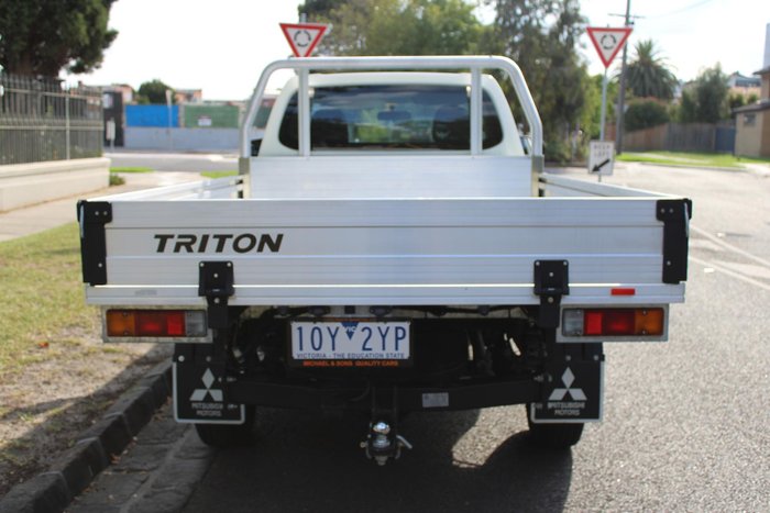 2018 Mitsubishi Triton GLX MR MY19 4x2 White