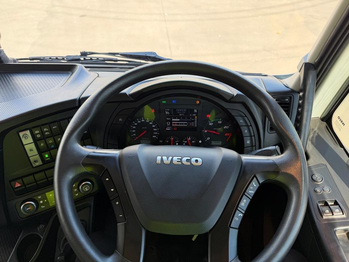 2021 Iveco Stralis X-Way AD450