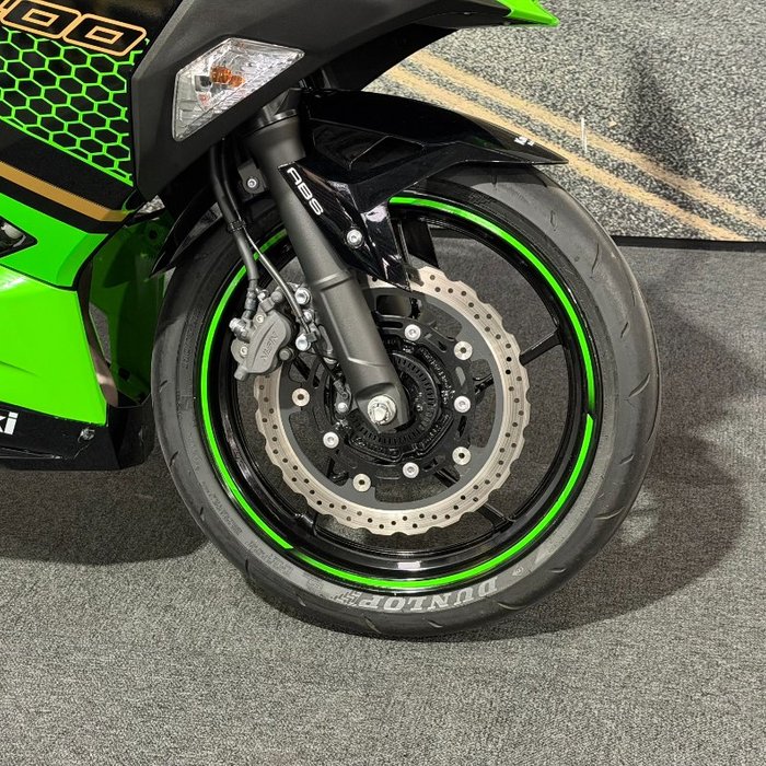 2019 Kawasaki NINJA 400 SE Green