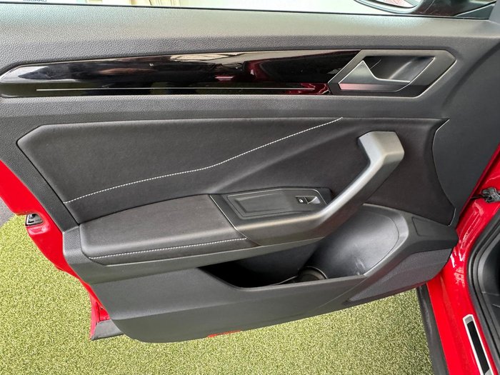 2022 Volkswagen T-Roc 140TSI R-Line