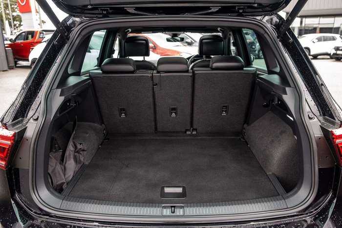 2023 Volkswagen Tiguan R