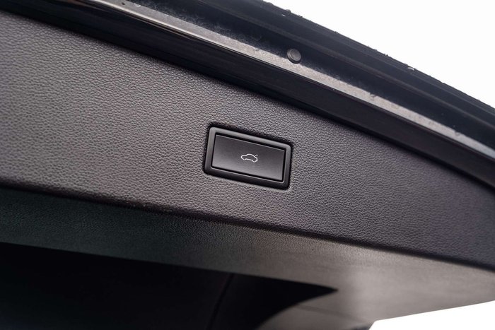 2023 Volkswagen Tiguan R