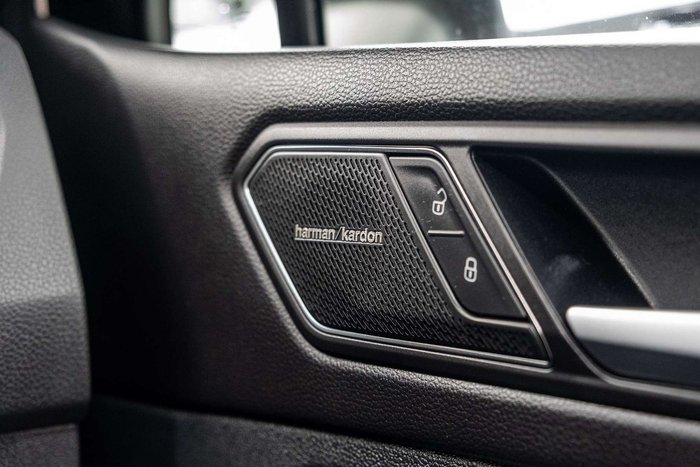 2023 Volkswagen Tiguan R