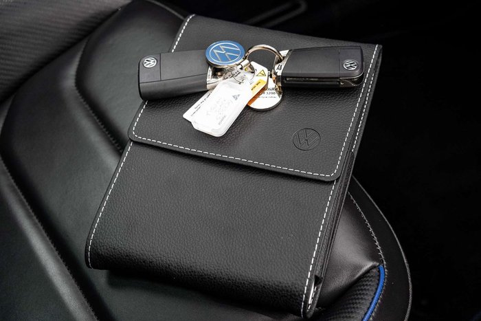 2023 Volkswagen Tiguan R