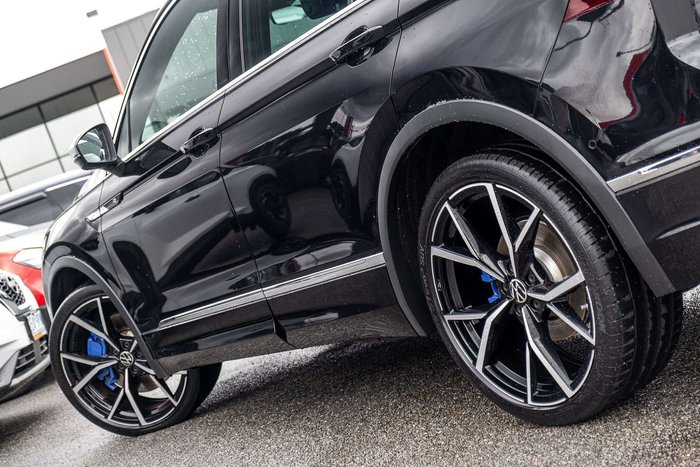 2023 Volkswagen Tiguan R