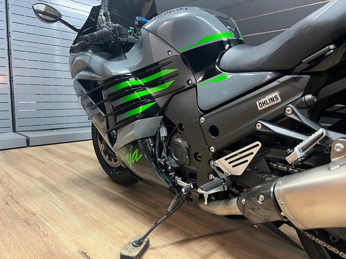 2021 Kawasaki NINJA ZX-14R BATTLE GRAY