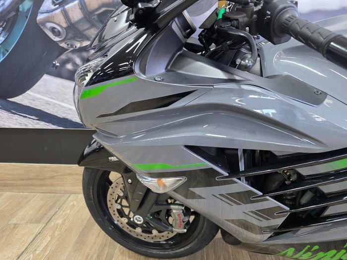 2021 Kawasaki NINJA ZX-14R BATTLE GRAY