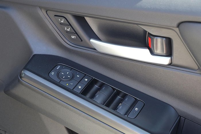 2025 Subaru Solterra AWD Touring