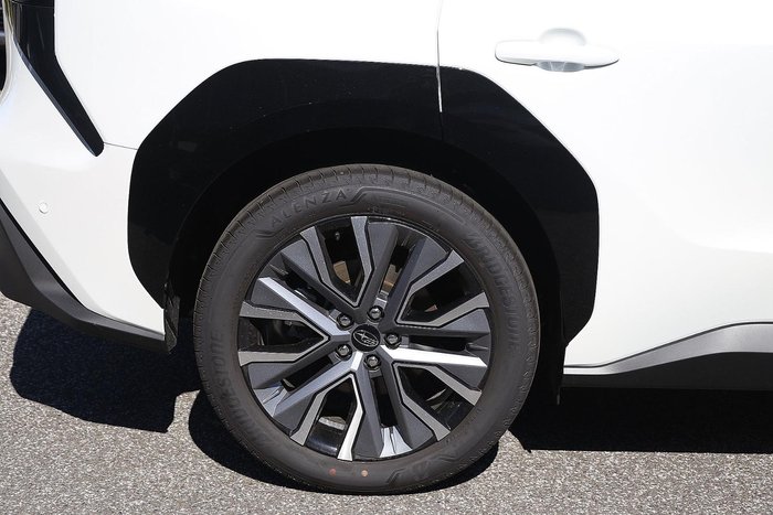 2025 Subaru Solterra AWD Touring