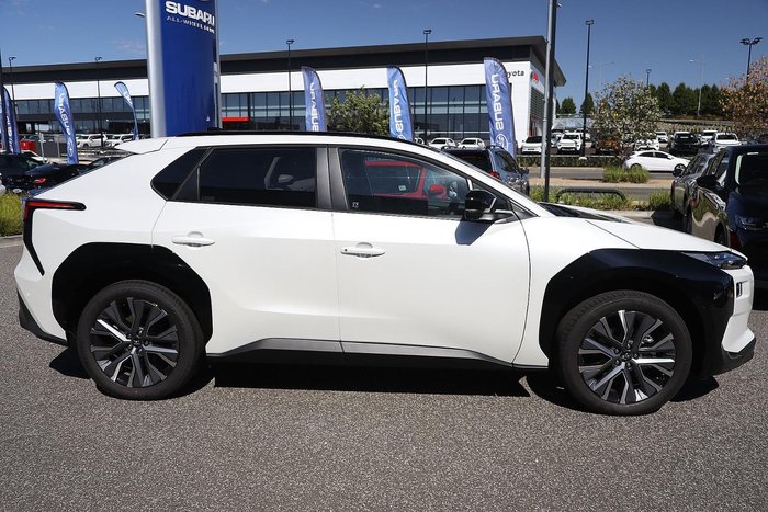 2025 Subaru Solterra AWD Touring