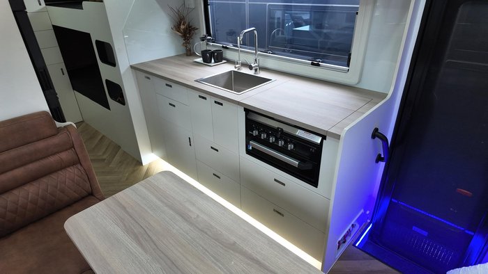 2026 Urban Caravans Xterrain 21' Family