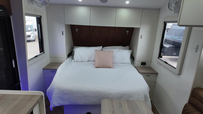 2026 Urban Caravans Xterrain 21' Family