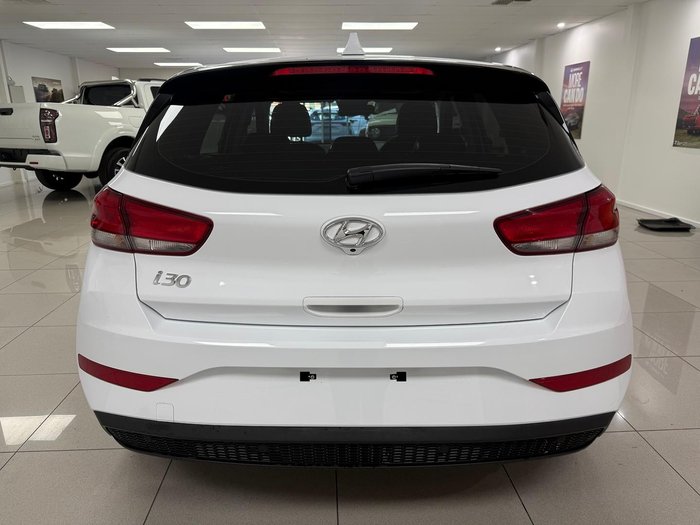 2021 Hyundai i30 Active PD.V4 MY22 Polar White
