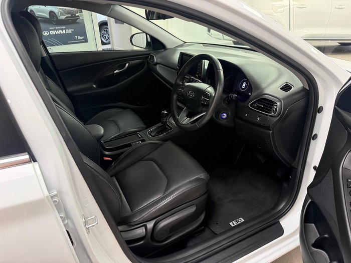 2021 Hyundai i30 Active PD.V4 MY22 Polar White