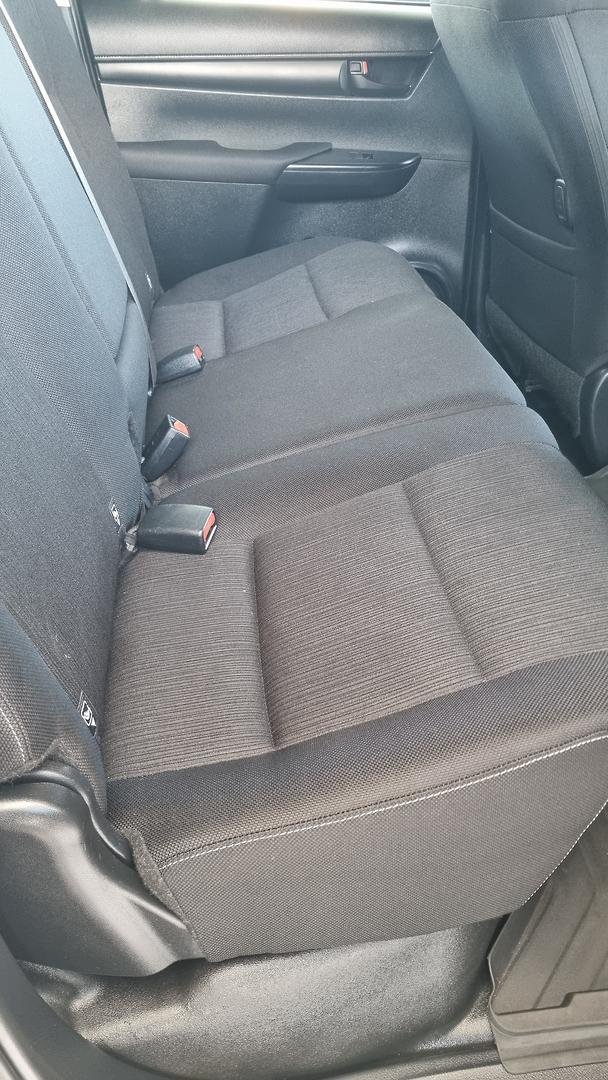 2022 Toyota Hilux SR