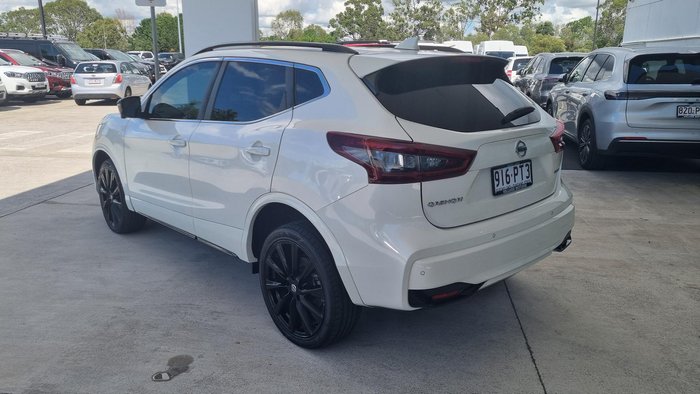 2020 Nissan QASHQAI Midnight Edition