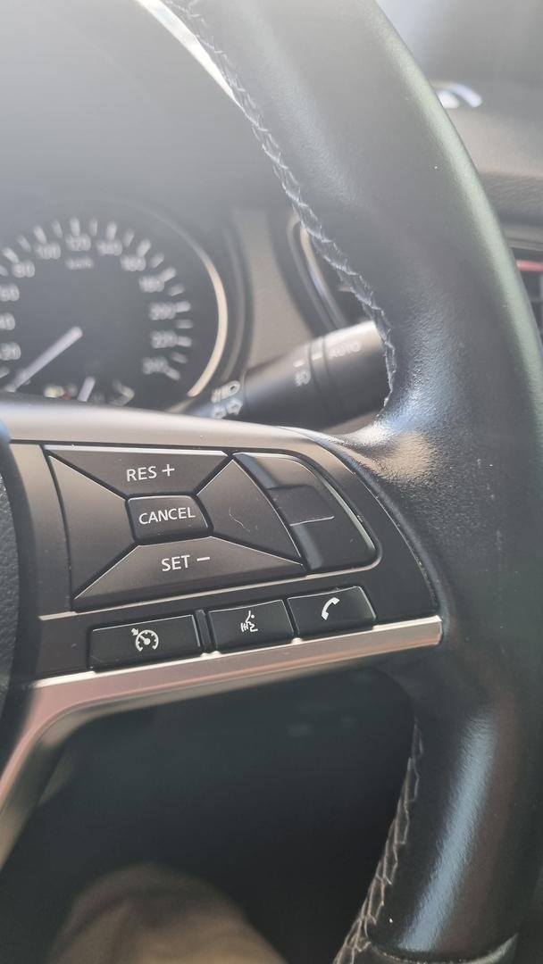 2020 Nissan QASHQAI Midnight Edition