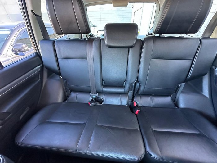 2018 Mitsubishi Pajero Exceed