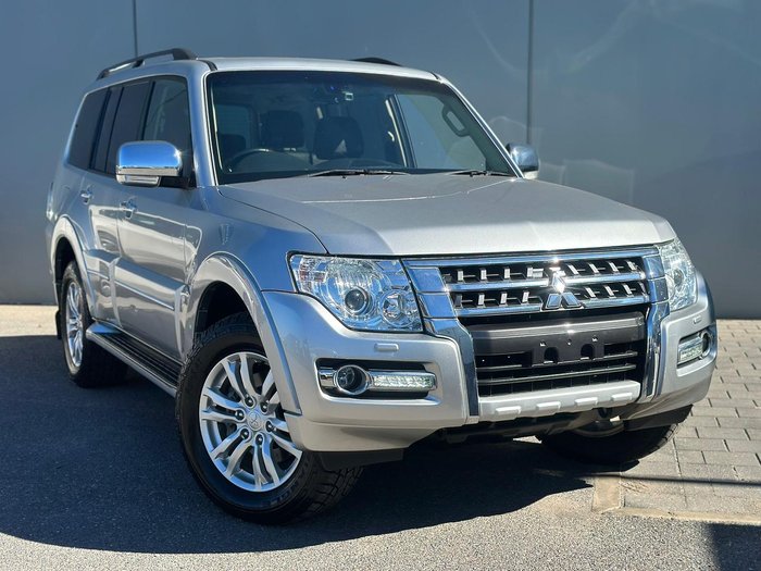 2018 Mitsubishi Pajero Exceed