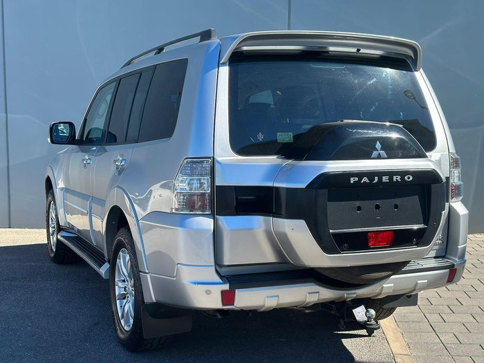 2018 Mitsubishi Pajero Exceed