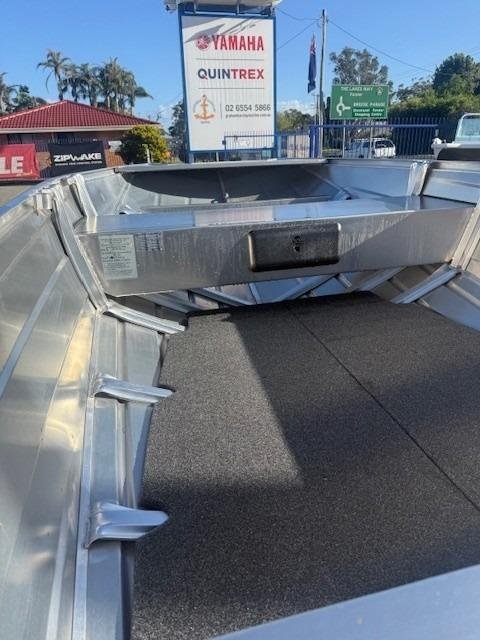 2026 QUINTREX F370 Outback Explorer
