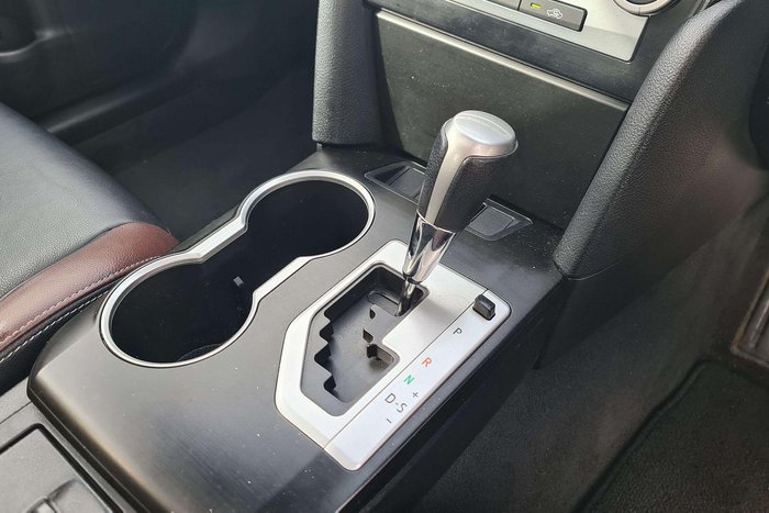 2016 Toyota Camry Atara SX