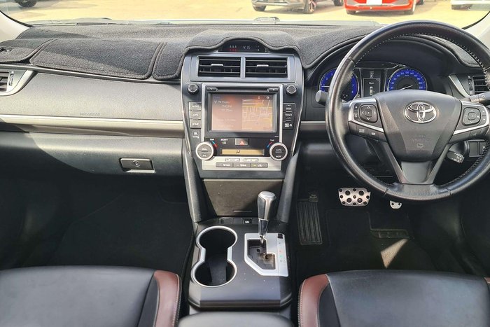 2016 Toyota Camry Atara SX