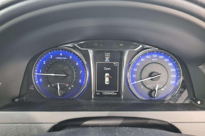 2016 Toyota Camry Atara SX