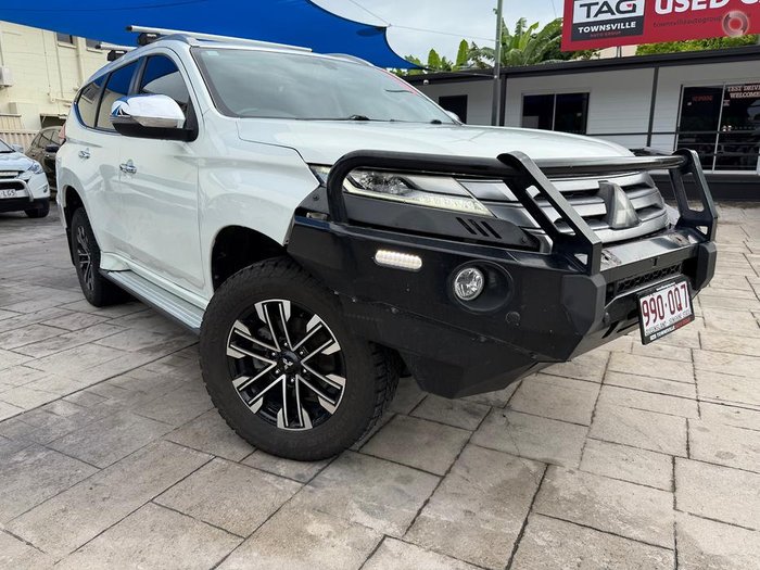 2020 Mitsubishi Pajero Sport GLS