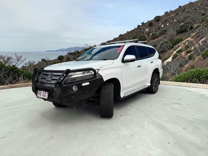 2020 Mitsubishi Pajero Sport GLS