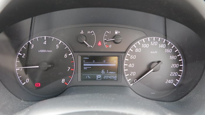 2014 Nissan Pulsar ST B17 Deep Sapphire