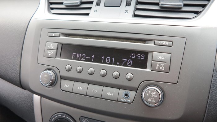 2014 Nissan Pulsar ST B17 Deep Sapphire