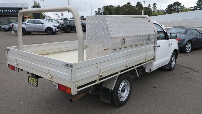 2015 Toyota Hilux Workmate TGN16R MY14 4x2 Glacier White