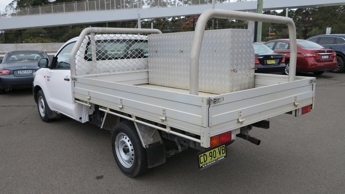 2015 Toyota Hilux Workmate TGN16R MY14 4x2 Glacier White