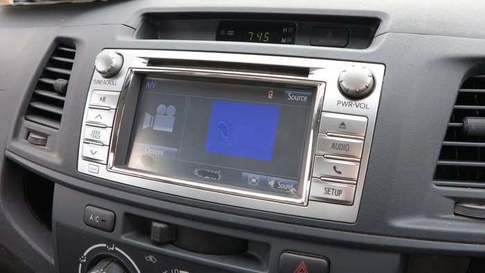 2015 Toyota Hilux Workmate TGN16R MY14 4x2 Glacier White