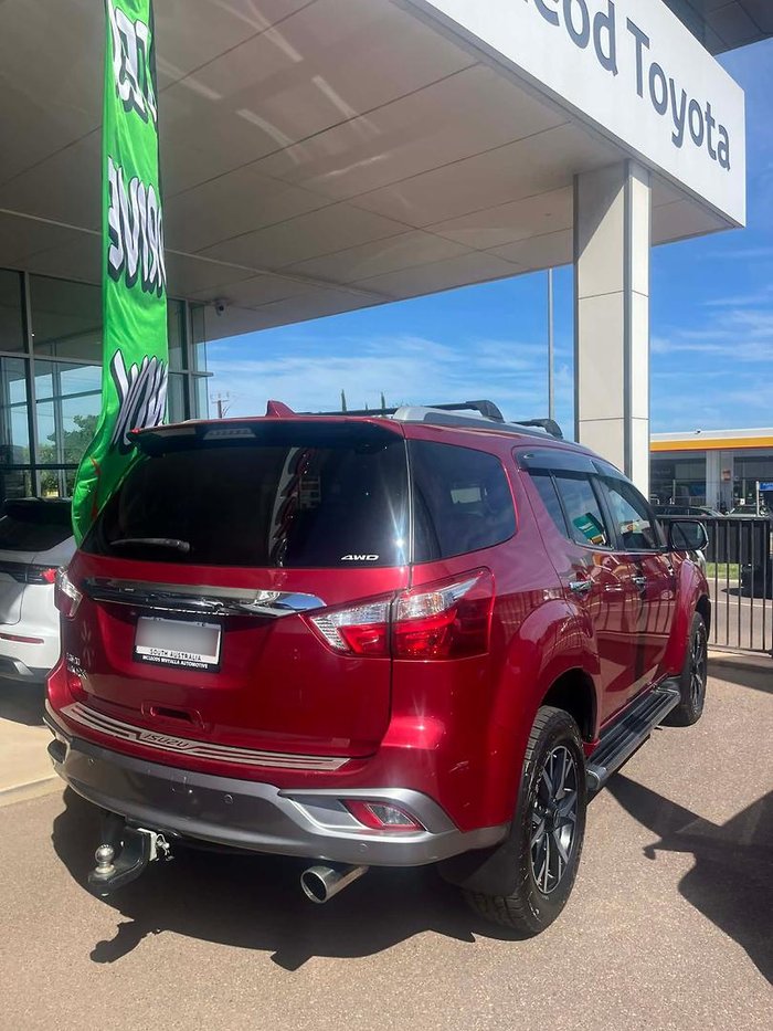 2020 Isuzu MU-X LS-T